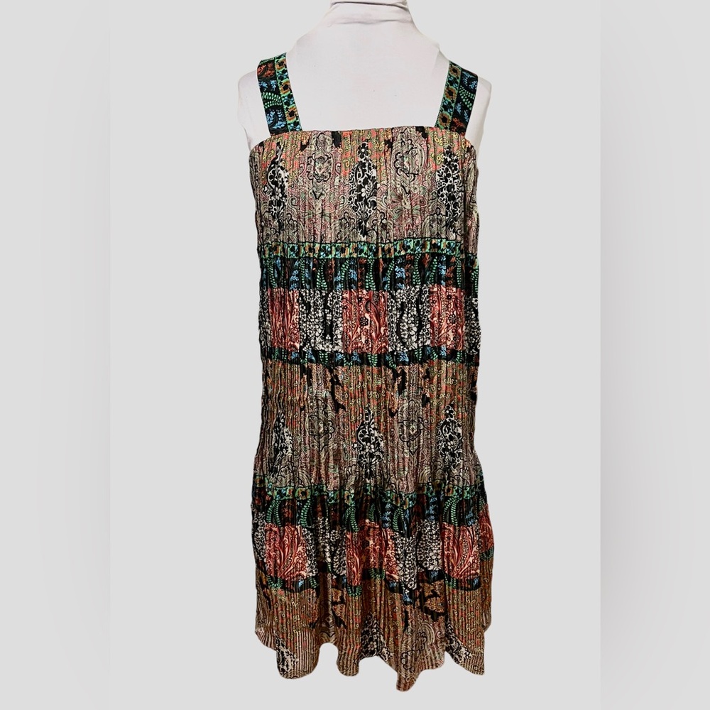 Oscar de la Renta Silk Accordion Pleat Dress, Paisley, Shift Style, Size 4